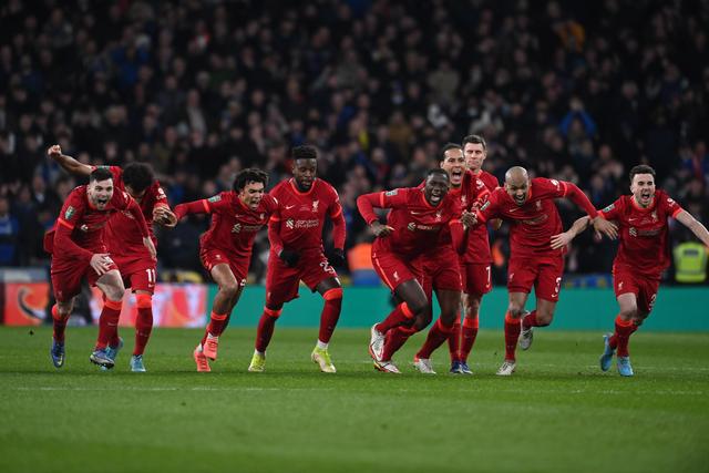 梅西回归西班牙足球，全资入主两家球队开启新征程